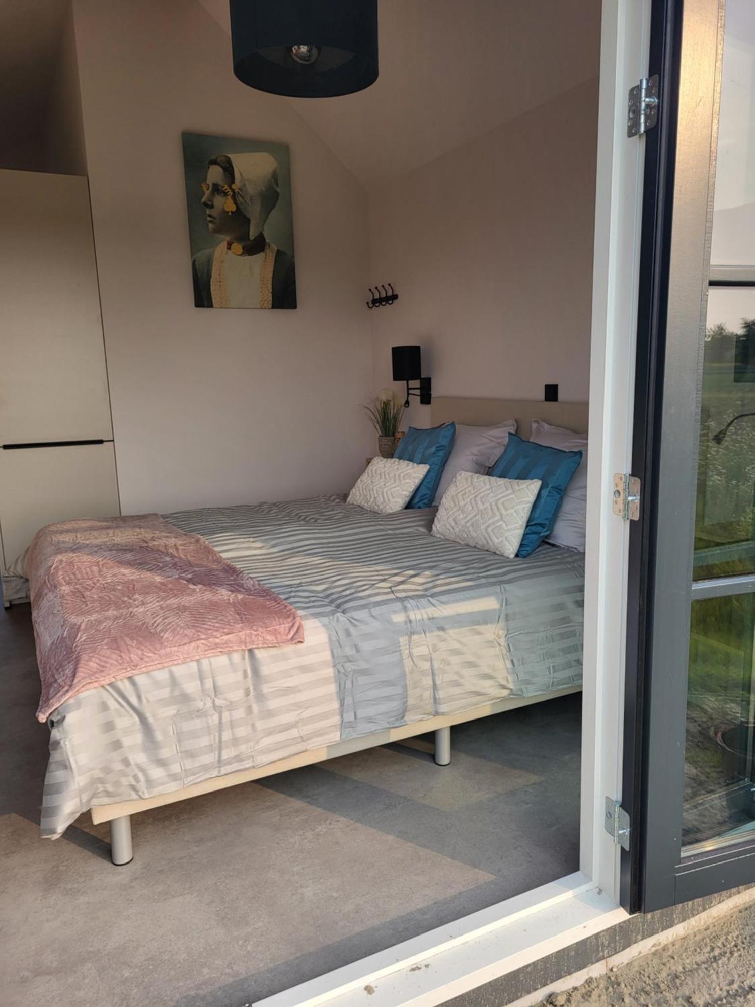 Huisje Mina Vrouwenpolder Esterno foto