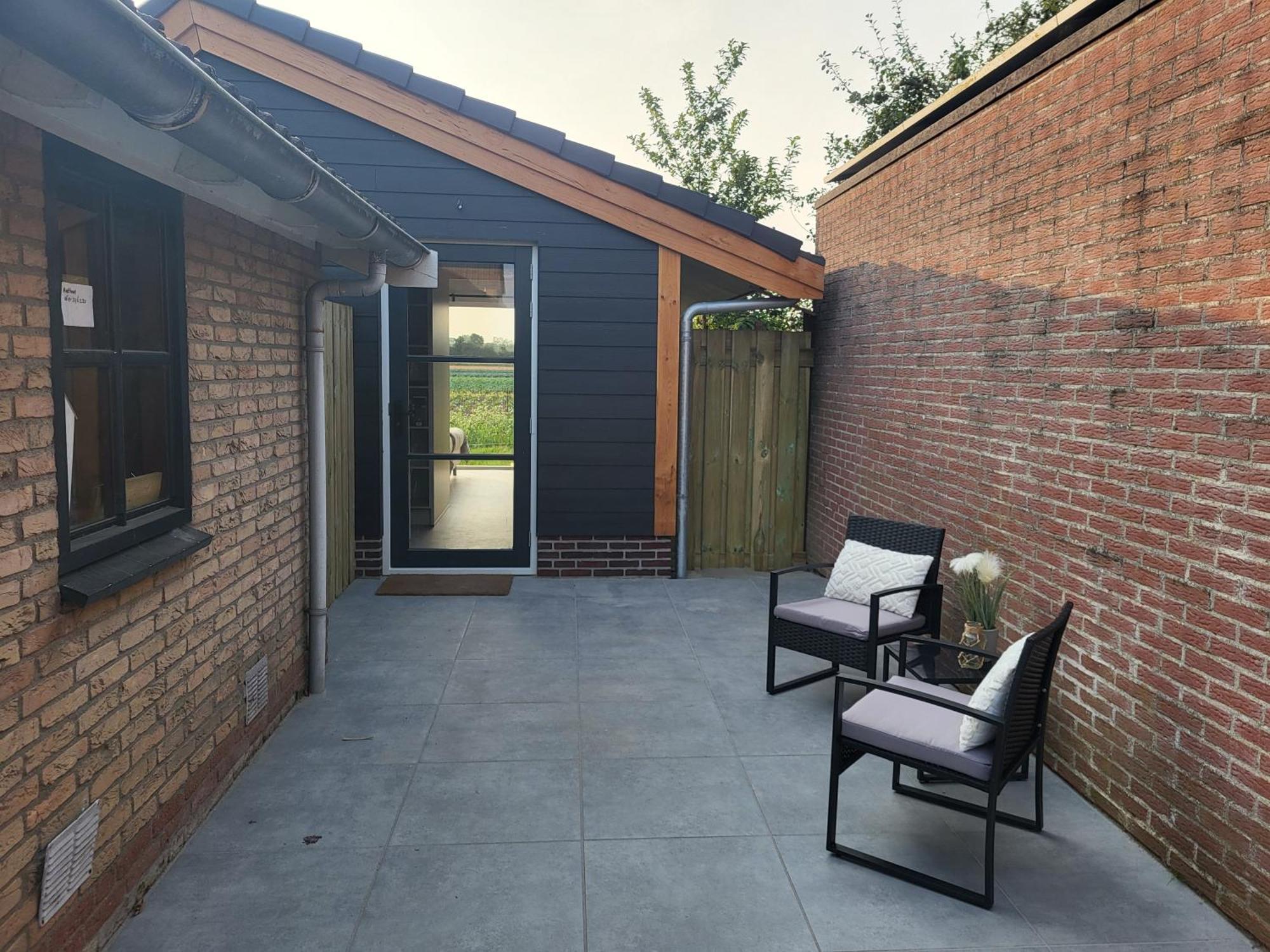 Huisje Mina Vrouwenpolder Esterno foto